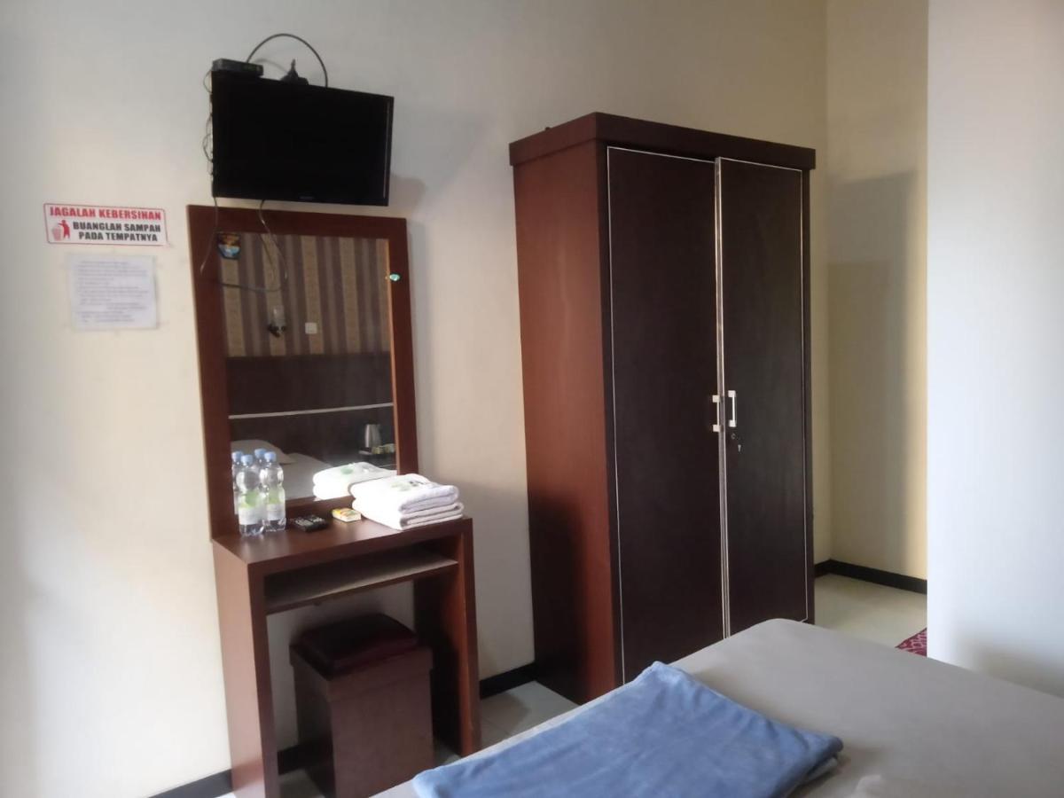 Riki Guesthouse Syari'Ah เจอปารา ภายนอก รูปภาพ